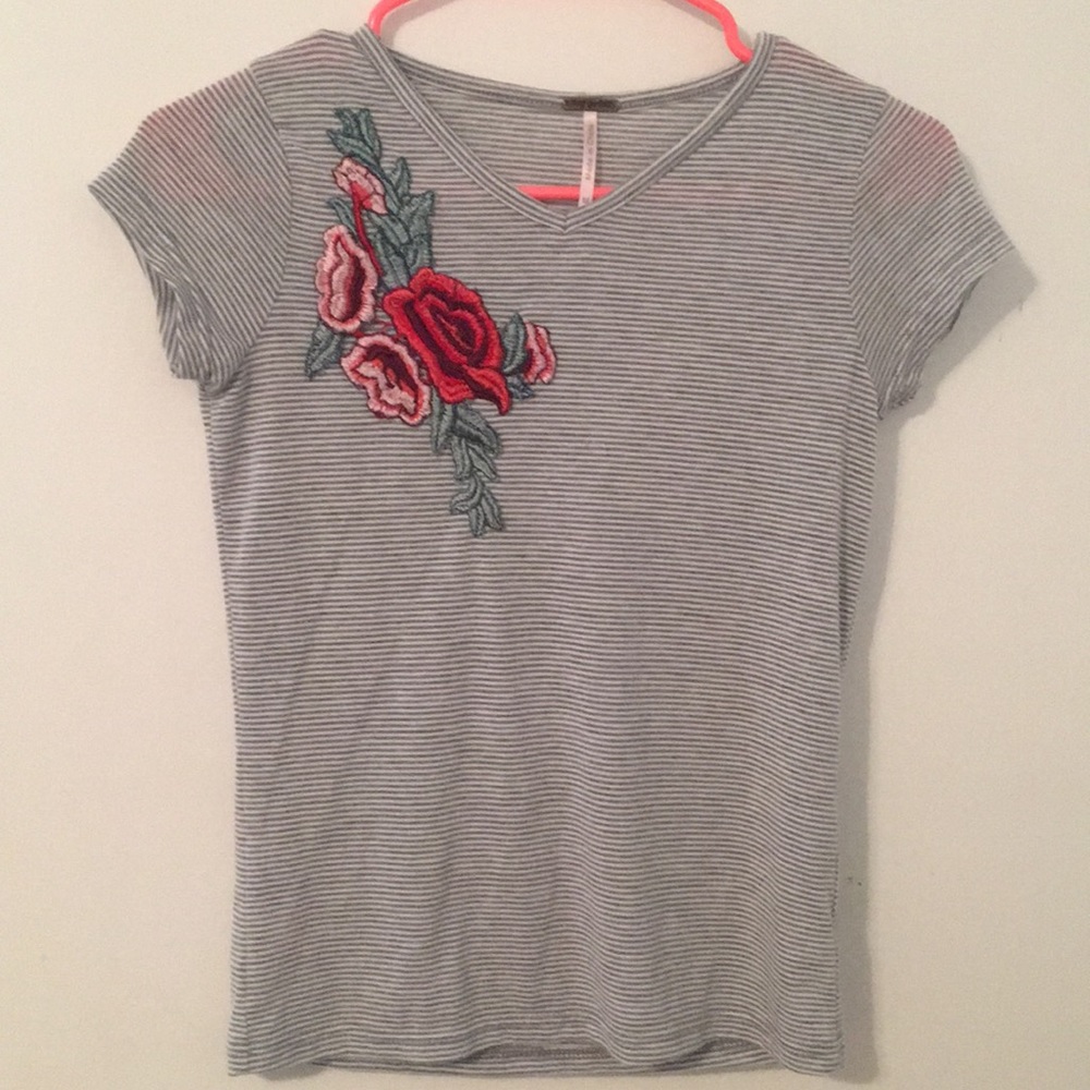 Rose patch shirt